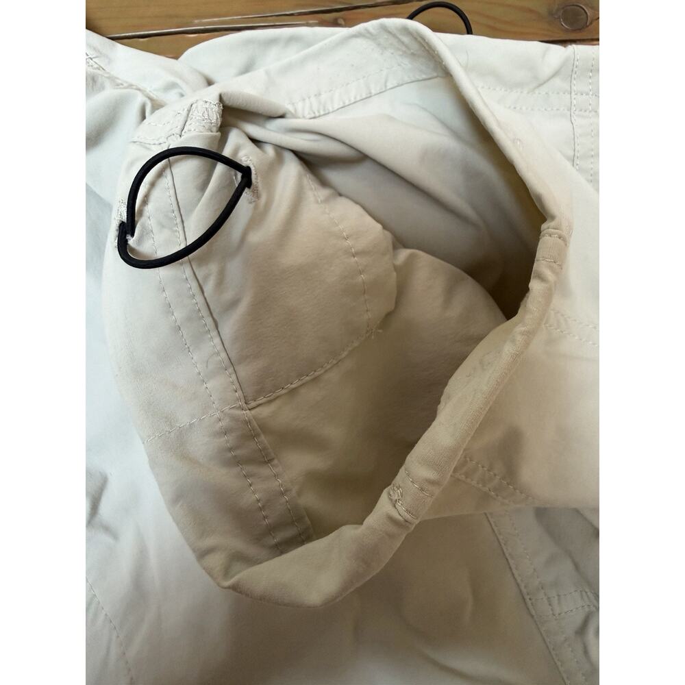 L.L. Bean Womens Size 14 Ivory Hiking Pants 95% Nylon Super Light - Picture 6 of 9